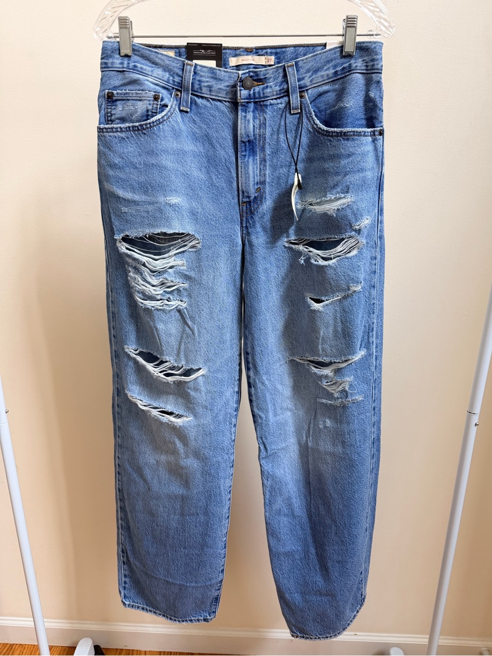 NWT Levi's Baggy Dad Women's Jeans premium denim medium wash distressed Sz 27x32